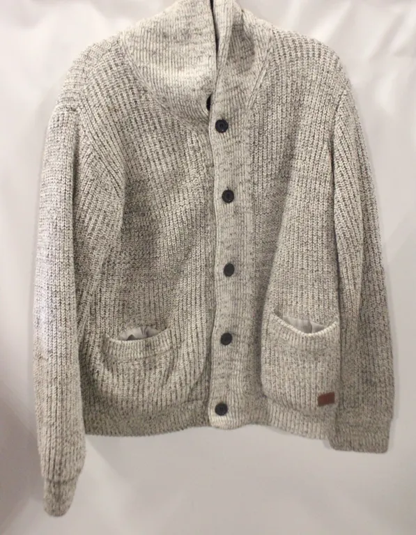 MENS L BUFFALO DAVID BUITTON SWEATER