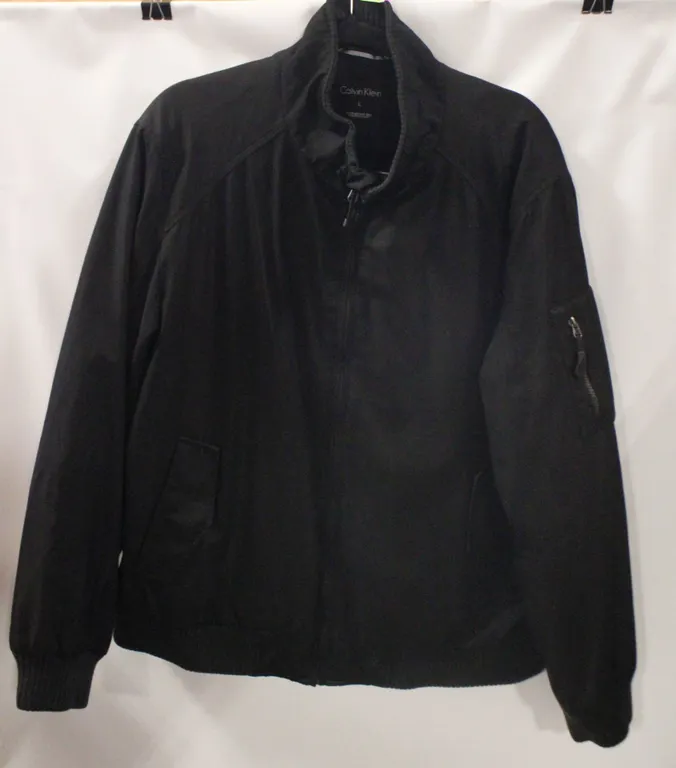 MENS L CALVIN KLEIN JACKET