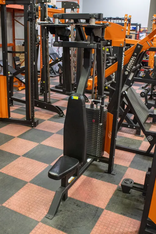 BAILIFF SEIZED: ARSENAL STRENGTH PEC FLY & REAR
