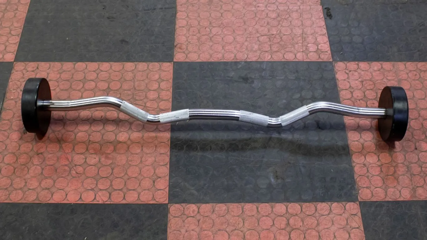 BAILIFF SEIZED: UMAX PREACHER CURL BAR 30LB