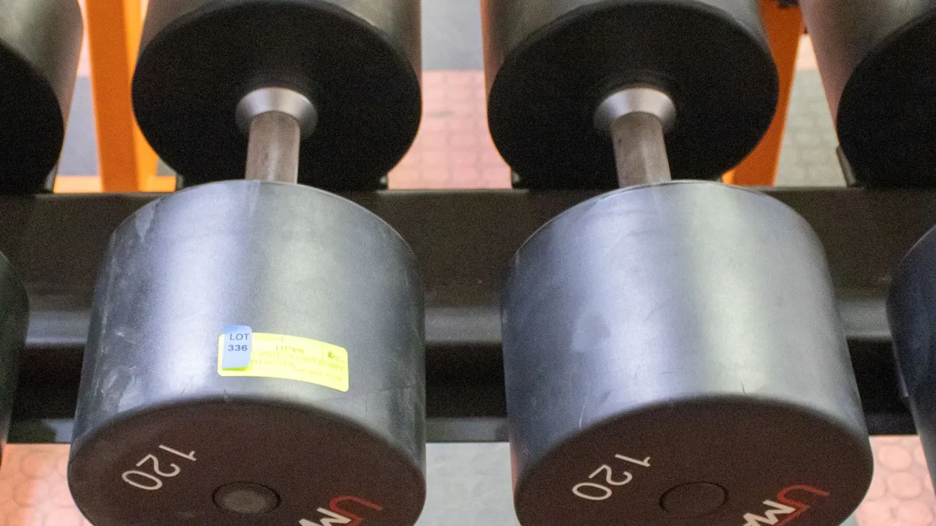 BAILIFF SEIZED: 2X UMAX RUBBER DUMBBELLS 120LB