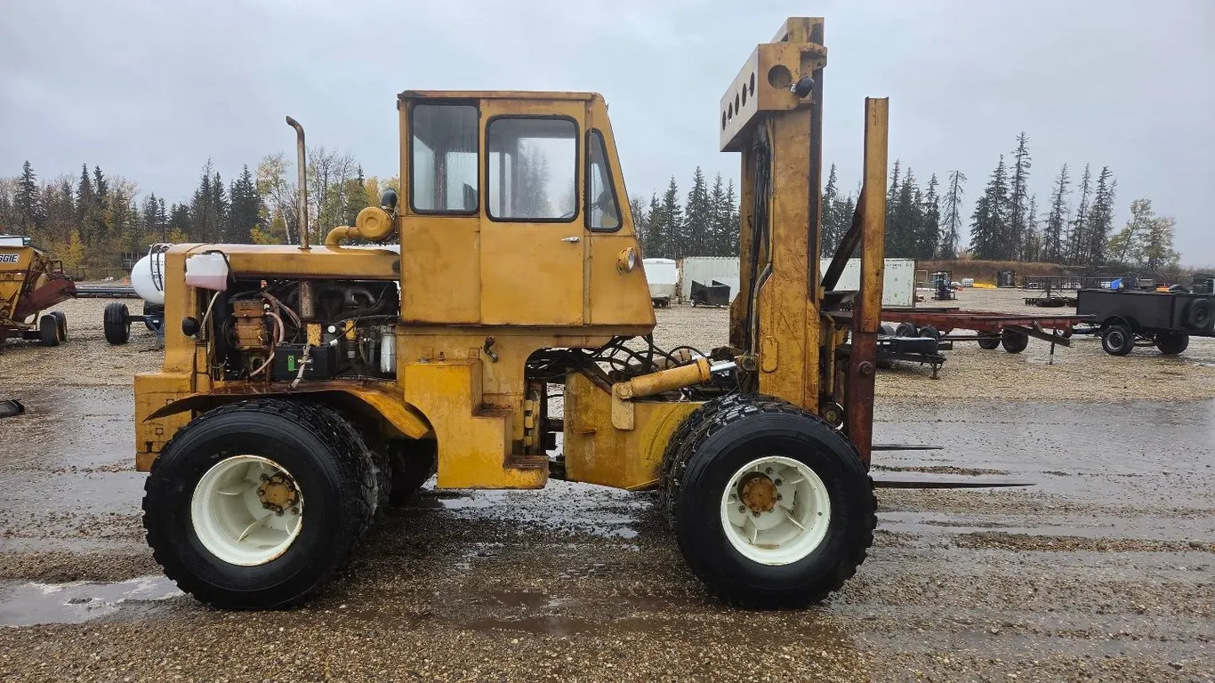 Blu Chip Industrial Forklift
