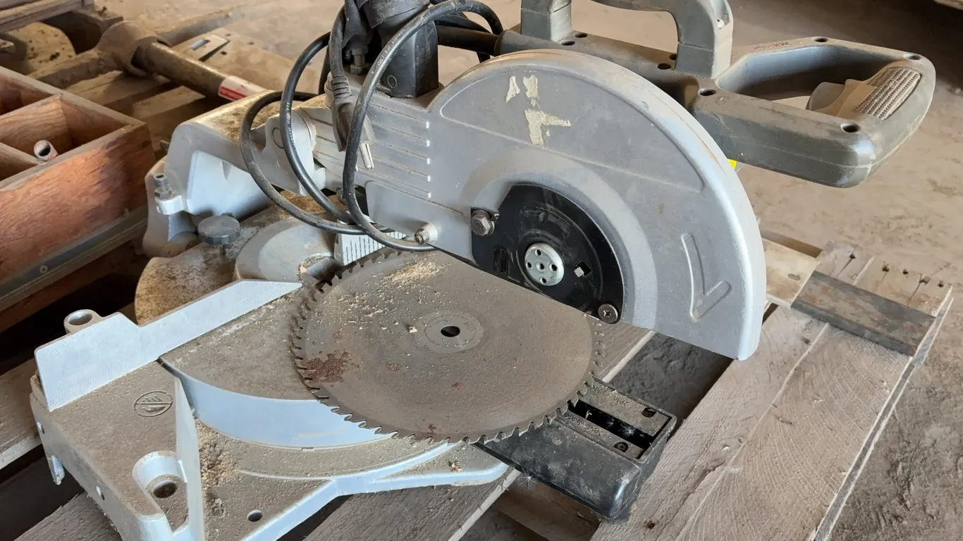 Sliding Compound Mitre Saw MS100 Concept