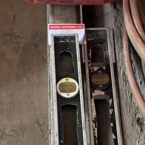 Portable Fuel Tank & Levels Lot