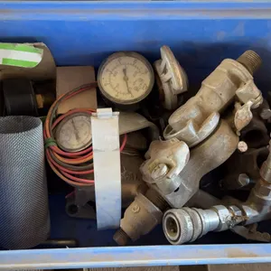 Pneumatic Valves, Gauges & Fittings Lot