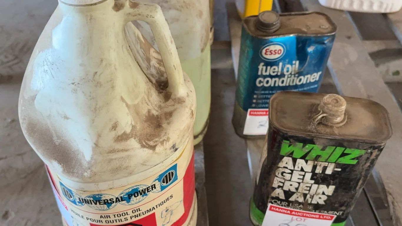 Air Tool Oil & Fuel Conditioner Lot