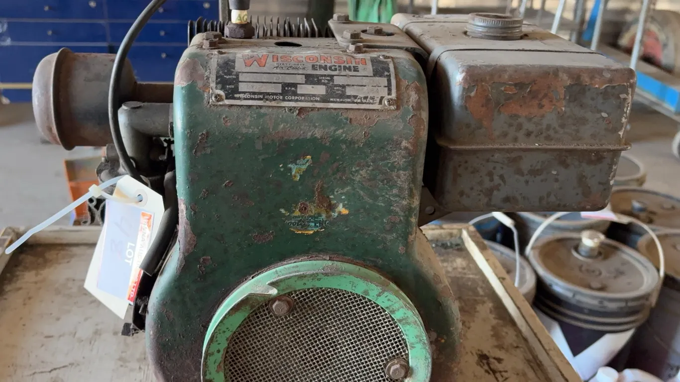 Gas Engine S-10 Wisconsin