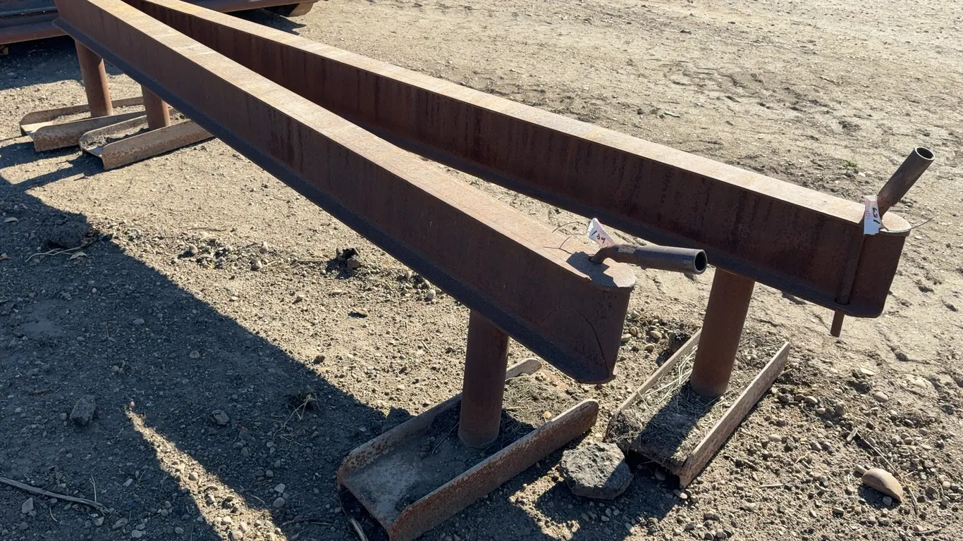 Industrial Pipe Steel Stand (2x)