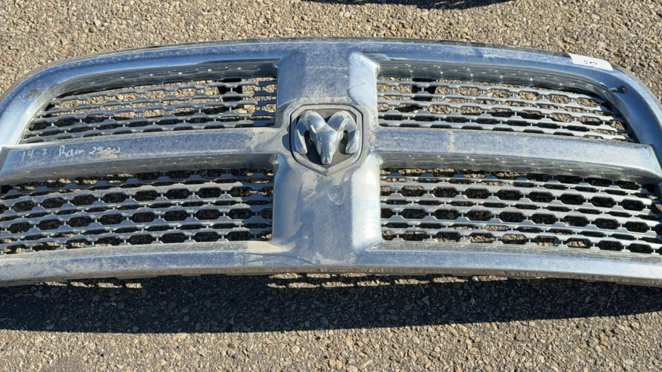 Front Grille 2014-2017 Dodge Ram 2500