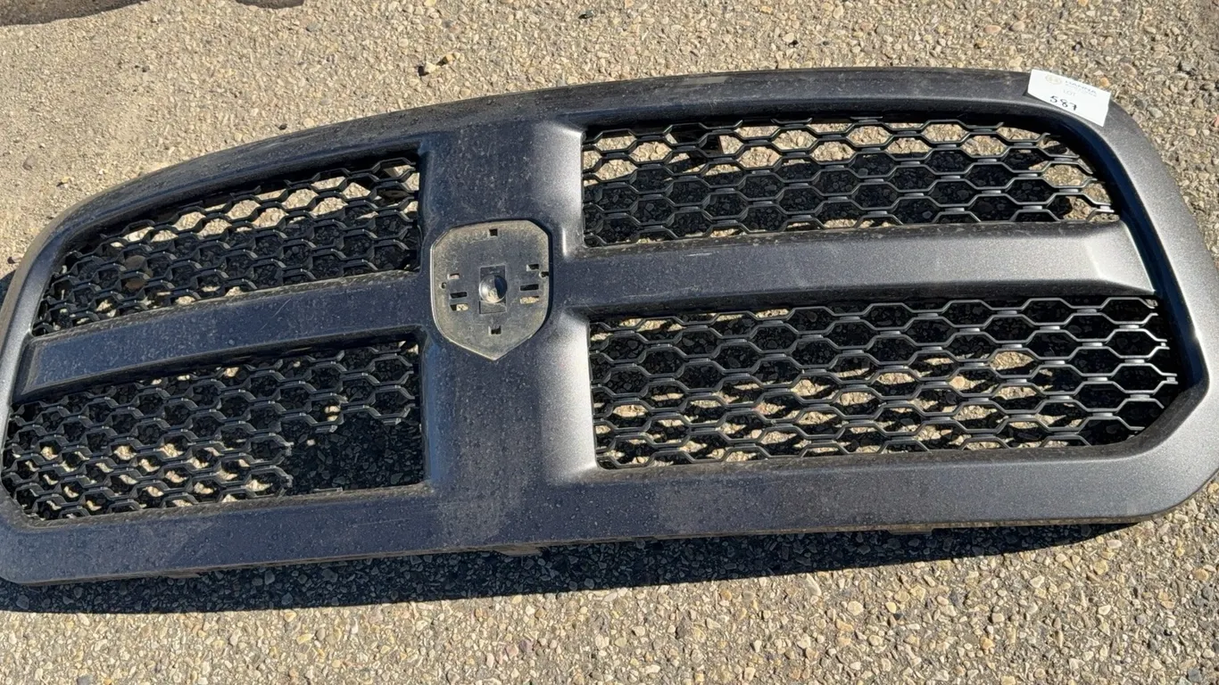 Grille 2013+ Dodge Dart