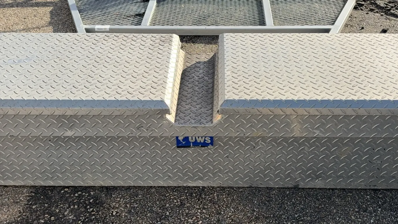 Truck Bed Diamond Plate Tool Box