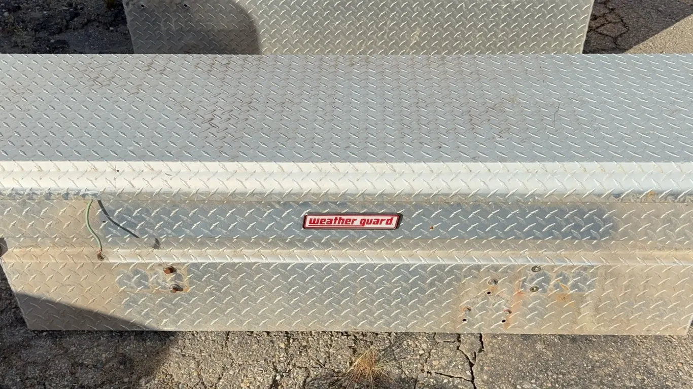 Truck Bed Diamond Plate Tool Box