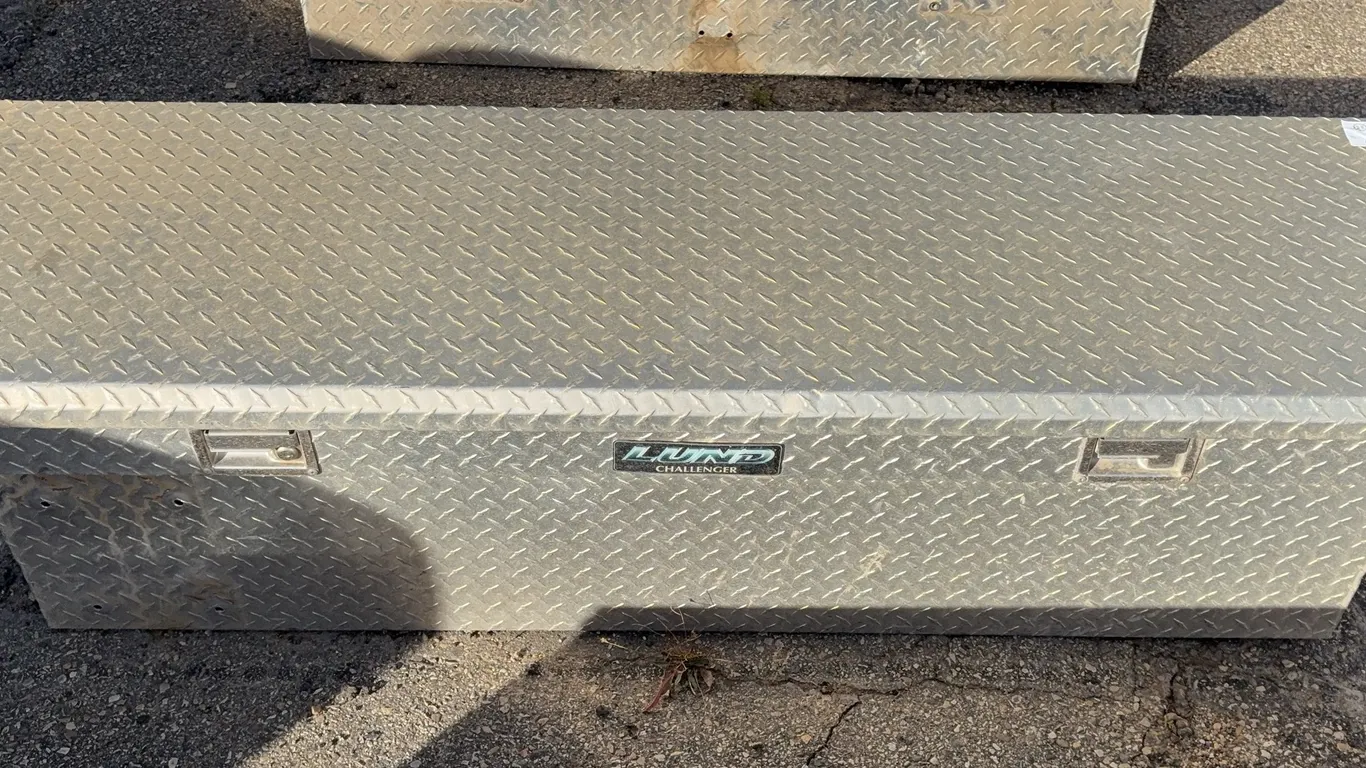 Truck Bed Diamond Plate Tool Box