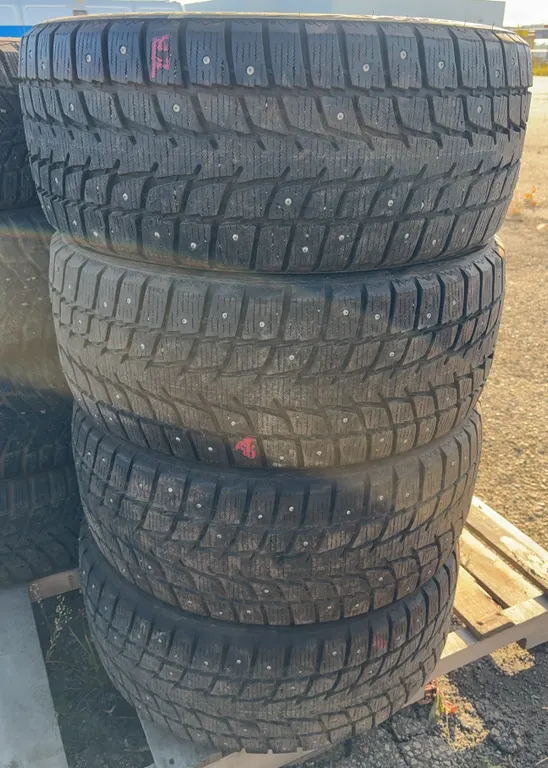 Set of 4 Studded Nordica GT-X Winter Tires - 225/45R17