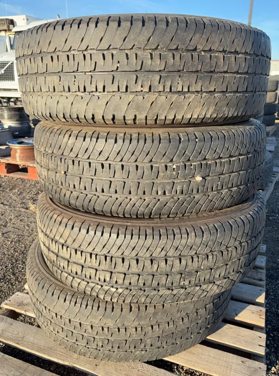 Set of 4 Michelin LTX A/T2 Tires - LT265/70R18