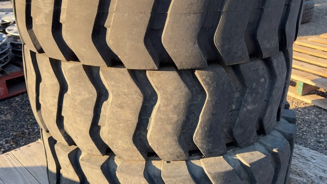 Set of 3 Tires - 11.00-16