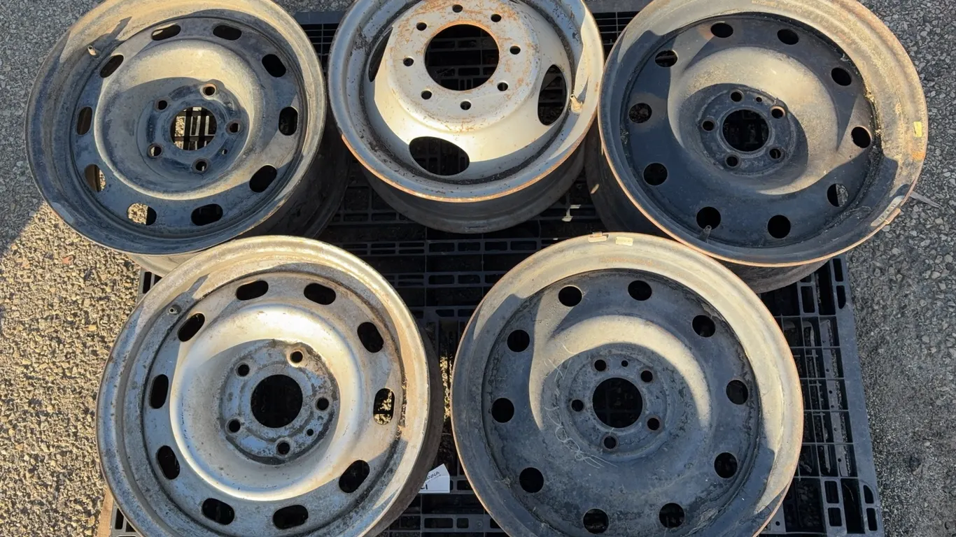 Set of 5 Mixed Steel Wheels - Assorted 5-Lug and 8-Lug Sizes