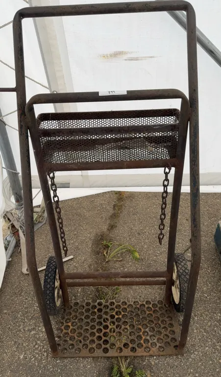Heavy-Duty Steel Cylinder/Shop Cart with Pneumatic Tires