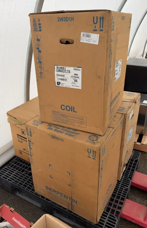 Lot of 4 HVAC Evaporator Coils Including ICP Cased & Uncased R410A A-Coils