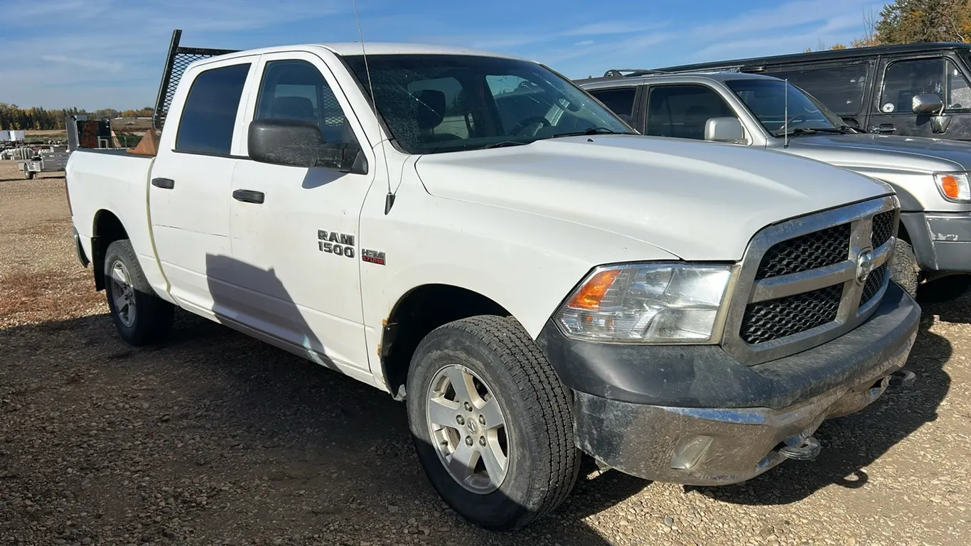 2018 Dodge Ram 1500 Truck, 5.7L, 4wd, 218,000km, White, *VIN 1C6RR7KT0JS251045 (P10-R2-E-S113)