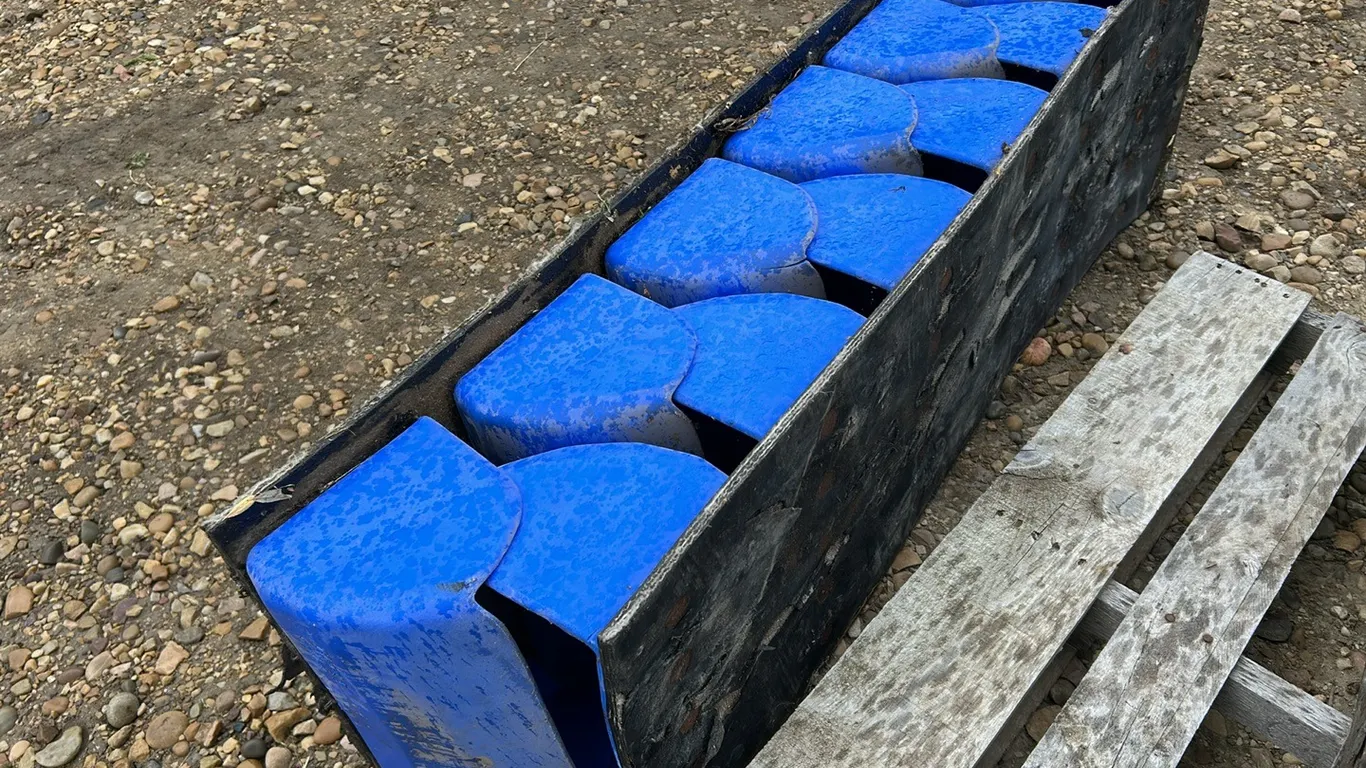 2 Qty Elevator Leg Buckets, Marked D (P10-R5-W-S494)