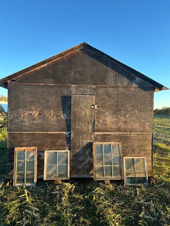 Wooden Shed 14'x12', Marked A, Located Offsite 30 mins NE of Barrhead, Call 780-349-1017, Seller Able to Help with Loading (OS-S342)