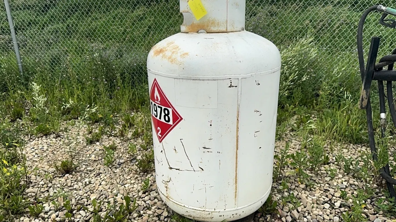 Propane Pig Approx 90% Full (P10-NF-W-S191)