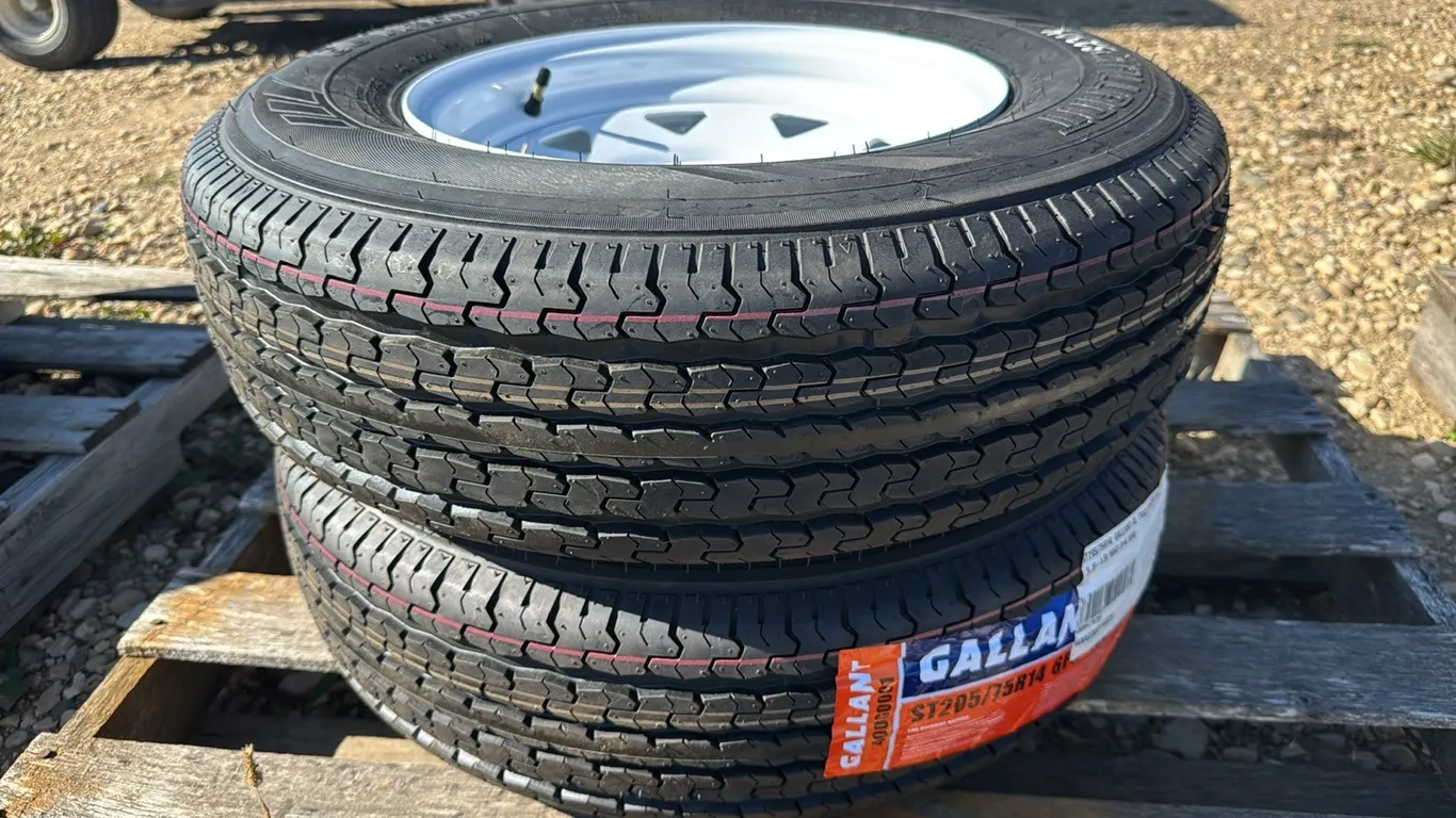 2 Trailer Tires on Rims 205-75/14 (P10-R10-S2304)