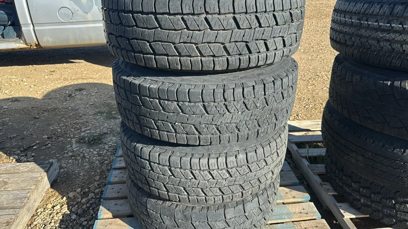4 LT235/75 R15 Tires on Rims, Off 96 GMC (P10-R10-E-S383)