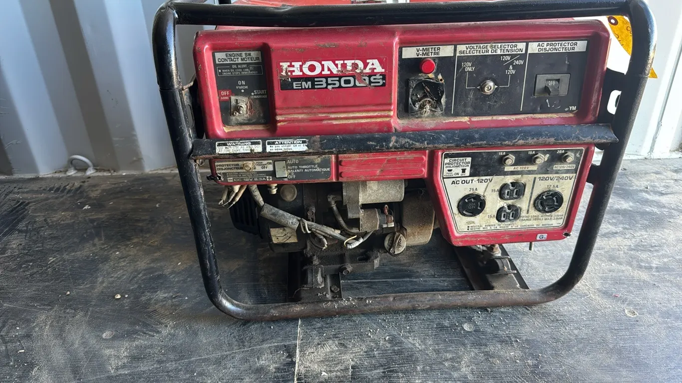 Honda 3500 Gernerator, Runs (P10-SCB-S1473)