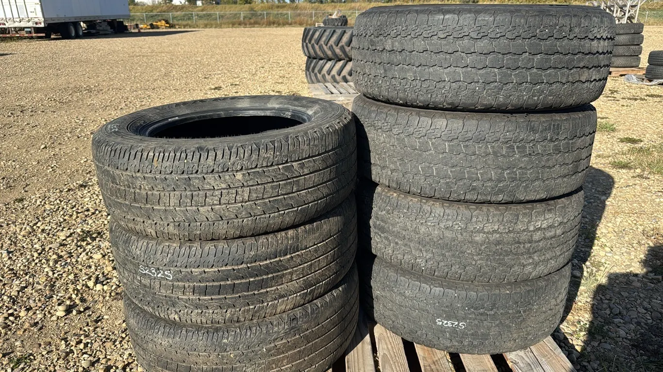 4 Goodyear Wrangler All Terrain Adventure 265/60 R18, 3 Good Year Wrangler Fortitude HT 265/60R18 (P10-R10-W-S2325)