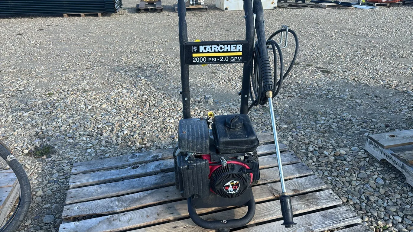 Karcher 2000psi Pressure Washer, Seller States Worked When Last Used (P10-R6-W-S2325)