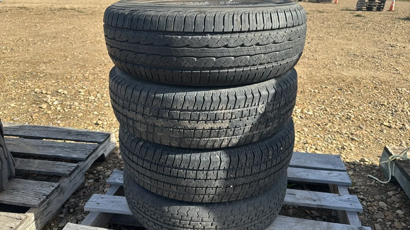 4 of ST205/75 R14 Car Tires (P10-R10-E-S206)
