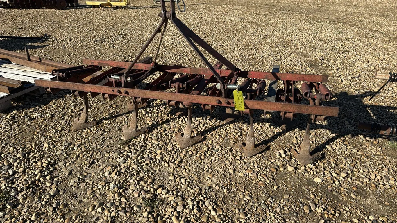 3pt Hitch Plow 6' (P10-R7-E-S2212)