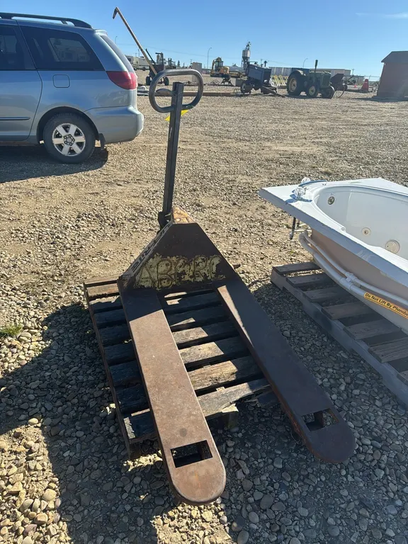 Lift-Rite Pallet Jack (P10-R6-E-S2269)