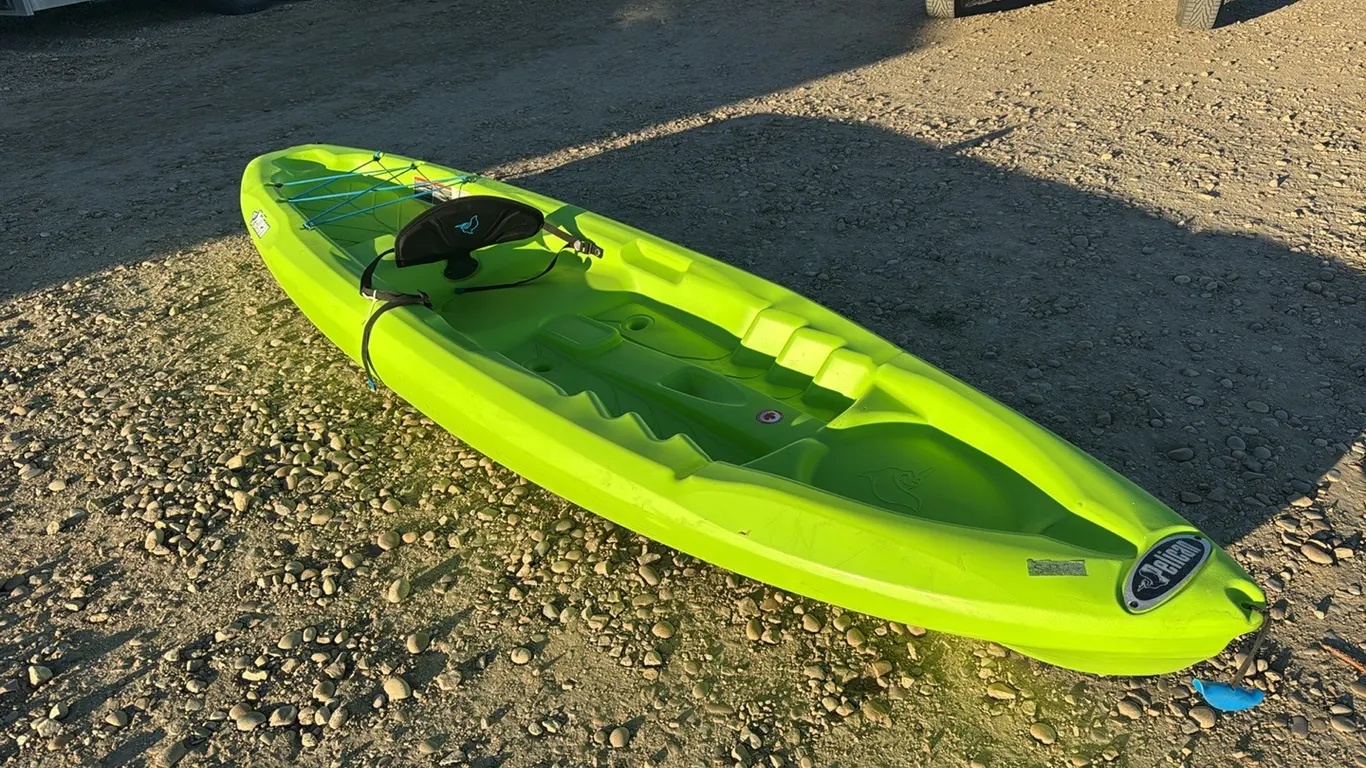 Pelican Kayak (P10-SF-3-S2326)