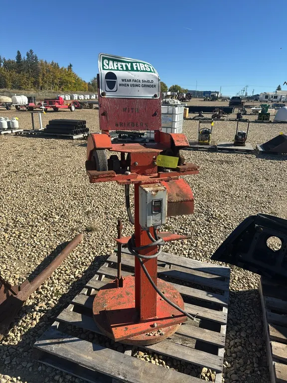 Grinder Stand (P10-R8-W-S2328)