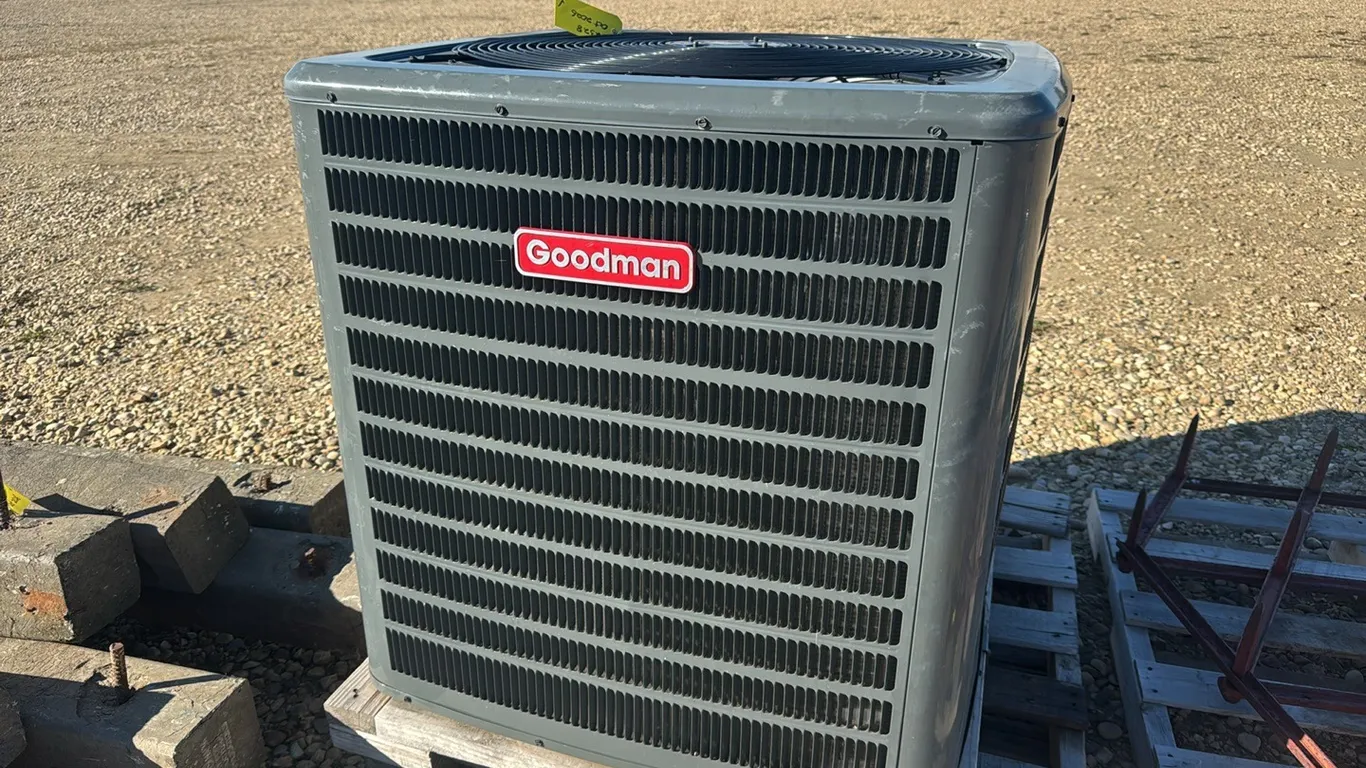 4 Ton Goodman Air Conditioner (P10-R7-W-S2328)