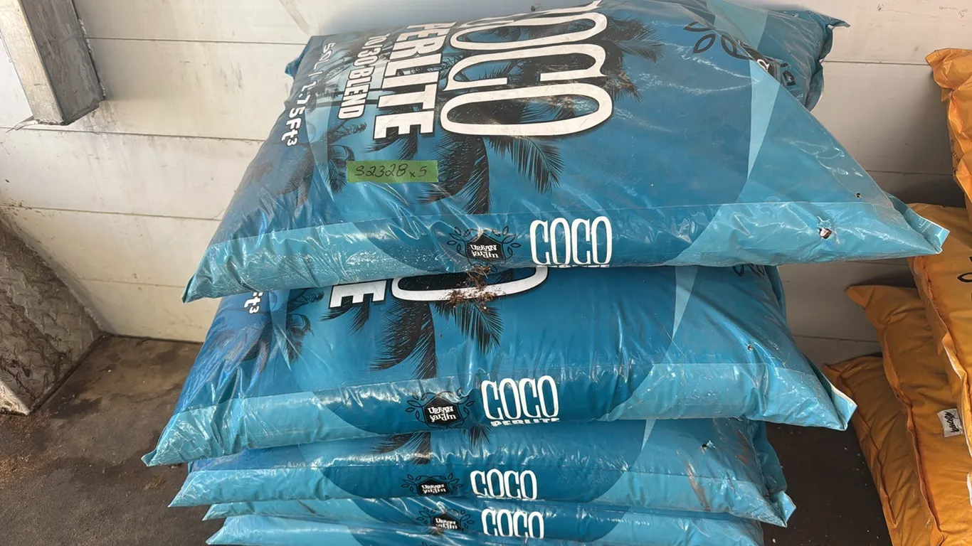 Coco Perlite 70/30 Blend (P10-HT-S2328)
