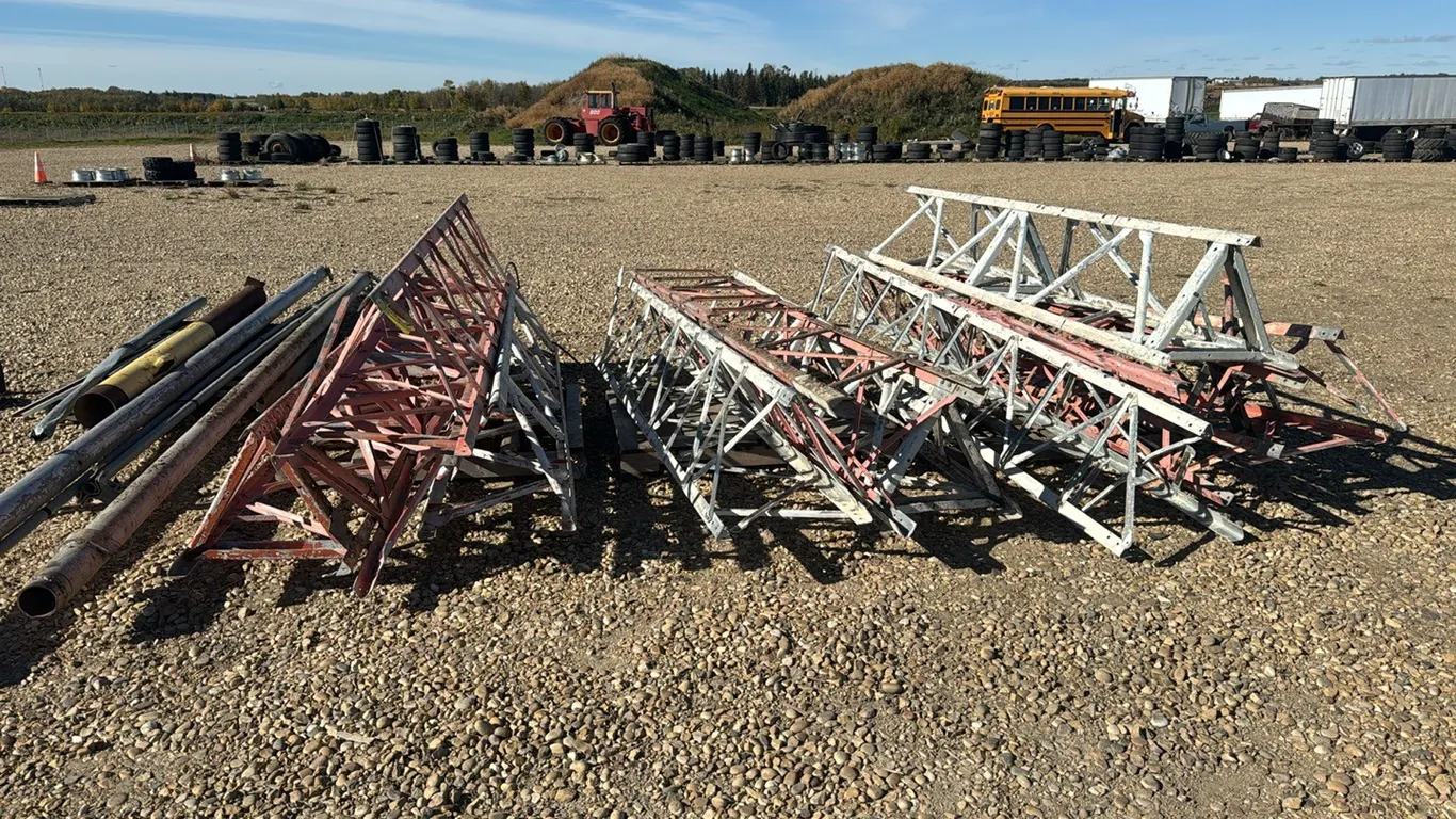 110' Tower, 10 x10' Sections, One Cut into Two 5' Sections (P10-R8-E-S2328)