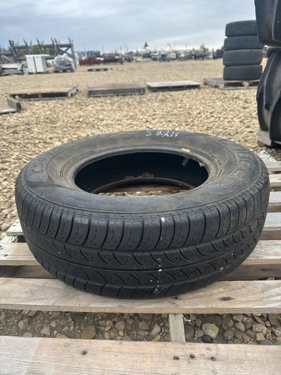 1 Qty Cooper CS4 Touring Tire 215/70/R15 (P10-R10-W-S2273)