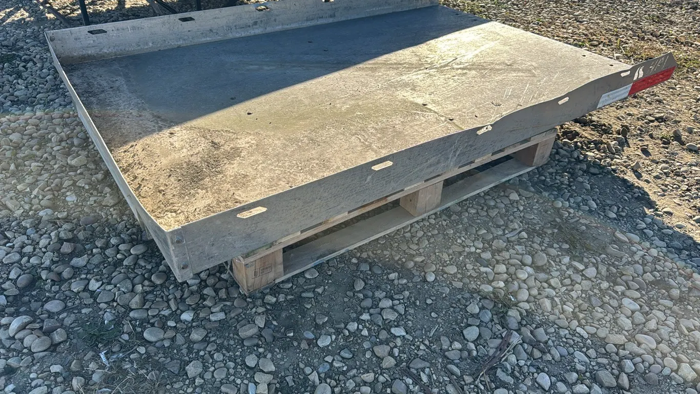 Slide Out Aluminum Ramp (P10-R8-S2335)