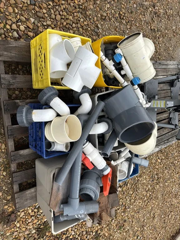 Assorted PVC & Valves, 8 Boxes (P10-R8-E-S84)