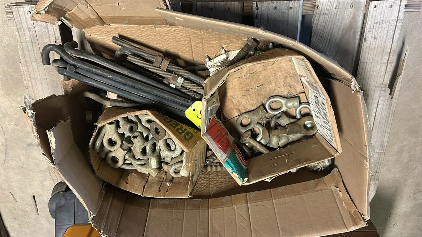 Tractor Dual Wheel Hardware, Rods, Boomers & Eyes for Inner Rim Rods, Boomers, & Hooks, Marked 16 (P9-FL-S206)