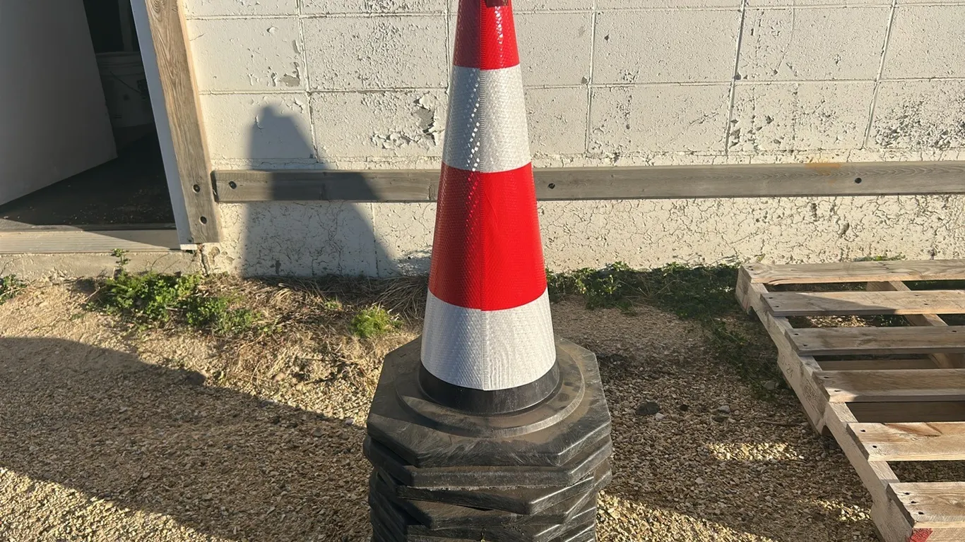 10 New Traffic Cones Marked A *BID PRICE IS PER CONE (P9-OUT-S1126)