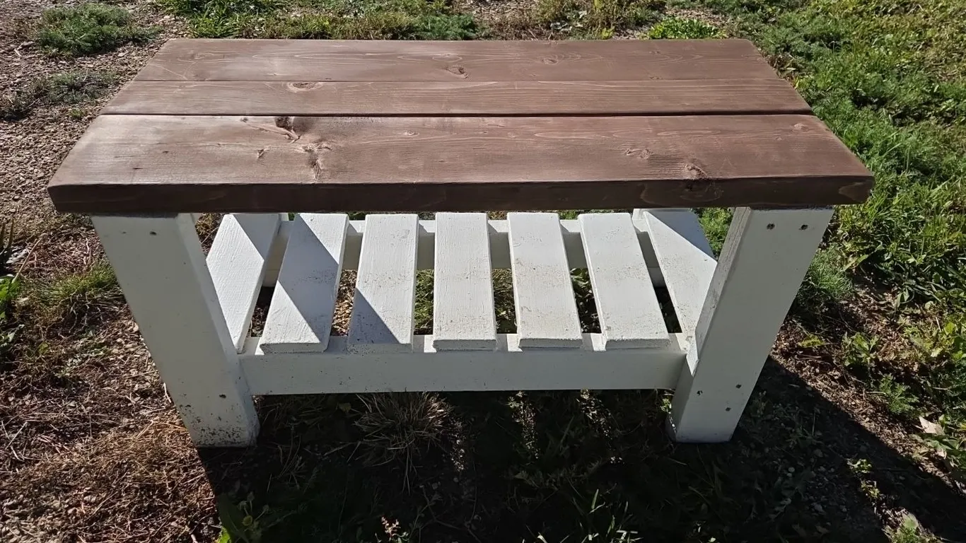 Large Entry Bench Marked M (P9-Out-S25)