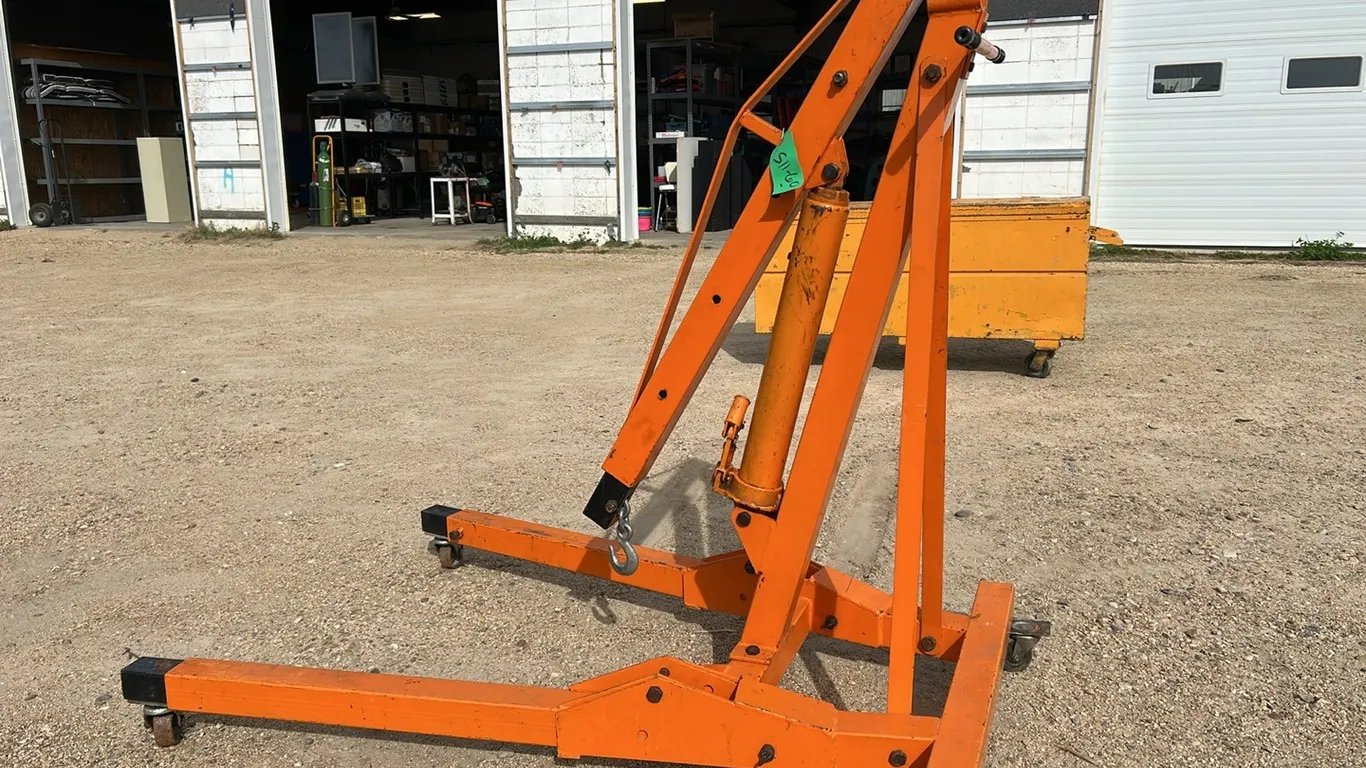 Shop Crane 2 Ton w/8Ton Long Ram Jack, Item 60 (P9-Out-J-S11)