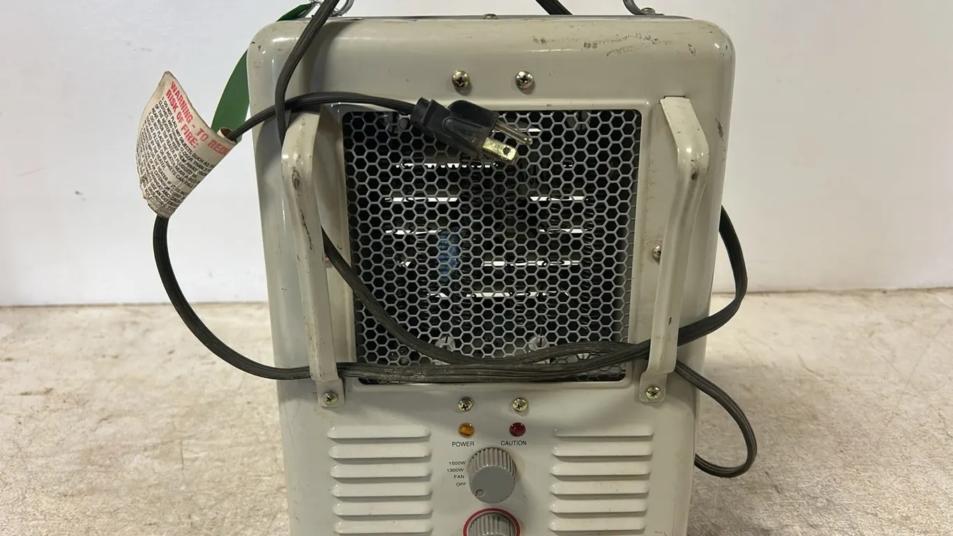 Electric Heater TP1 Model 188TASA, Works as Per Seller, Marked 108 (P9-K-S11)