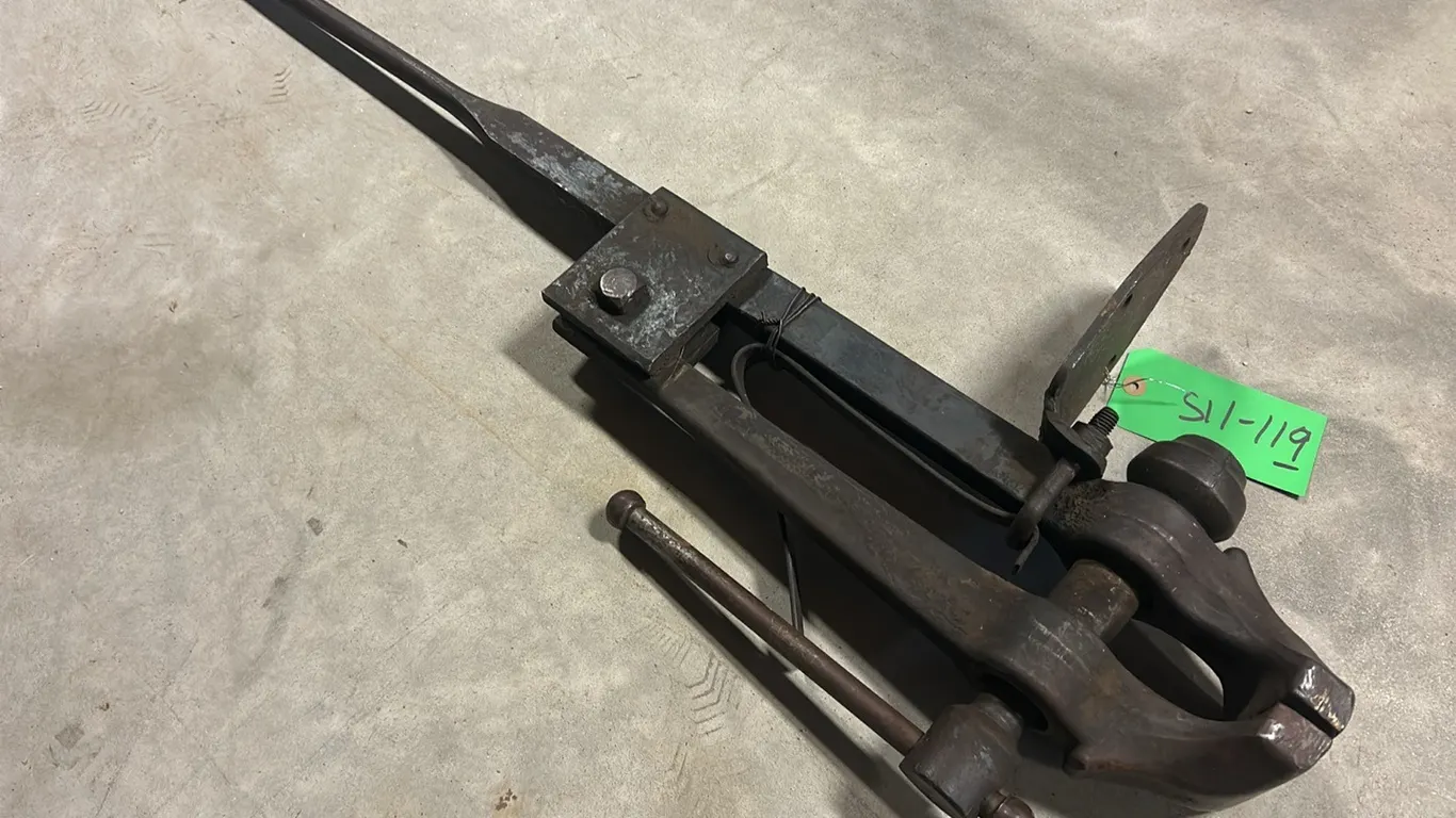 Leg Vice / Post Vice, Marked 119 (P9-L-S11)