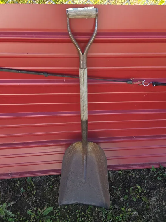 Steel Grain Shovel, Marked 7 (P9-Out-D-S215)